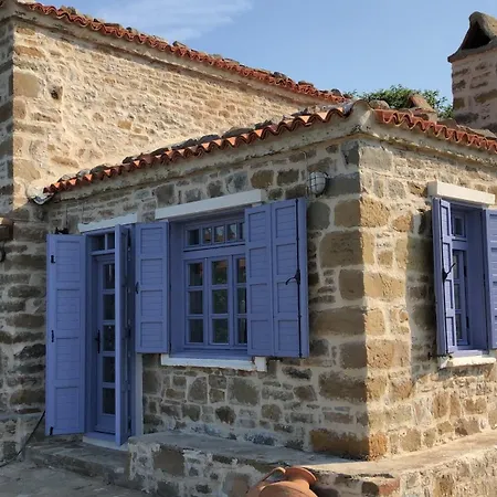 בית נופש Deniz Manzarali, Muestakil Bahceli Tas Ev *