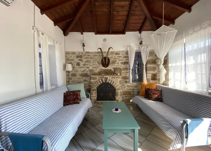 Deniz Manzarali, Muestakil Bahceli Tas Ev Ferienhaus